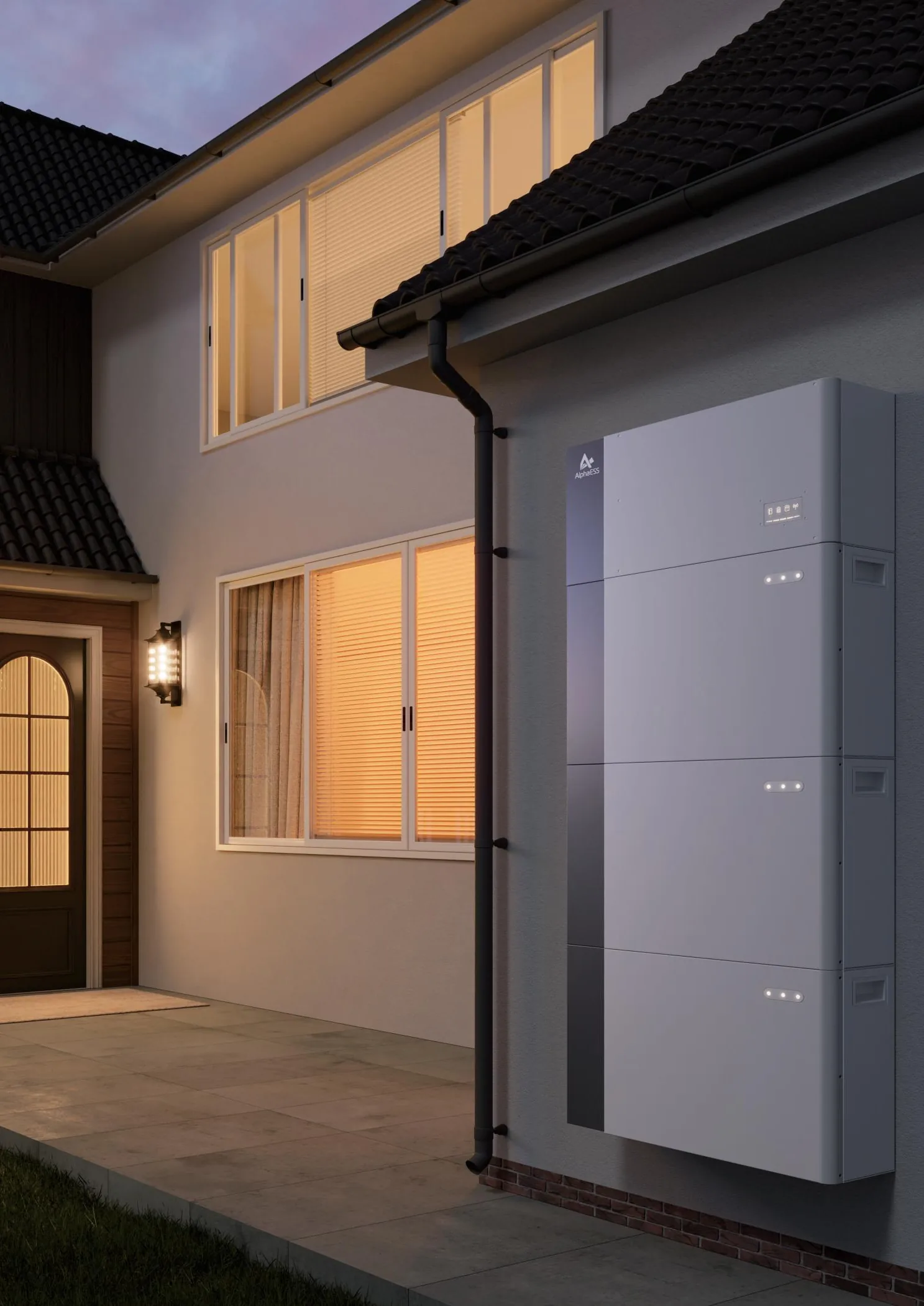 AlphaESS SMILE G3 thuisbatterij aan de gevel van een woning in de schemering